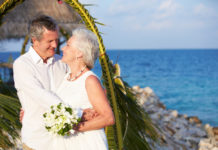 Messinghochzeit: Bräuche und Geschenkideen zum 45. Hochzeitstag Seidenhochzeit 4. Hochzeitstag